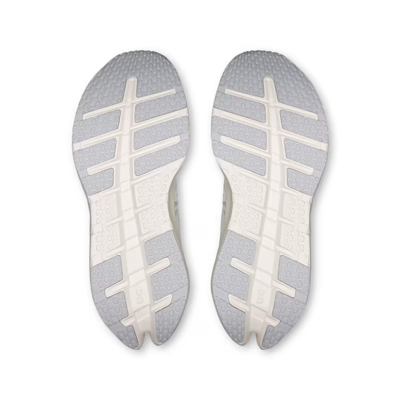 ON Women's Cloudrunner 3 Wide - White Ivory
