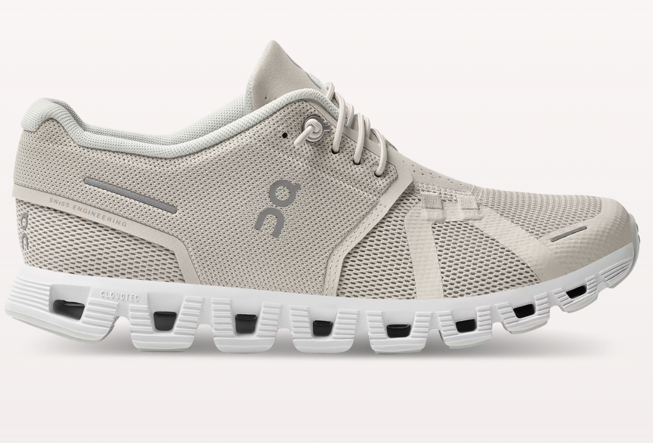 On Womens Cloud 5 - Pearl/White (59.98773)