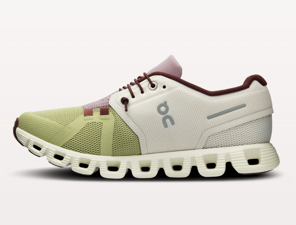 On Womens Cloud 5 - Ice/Haze (59.98016)