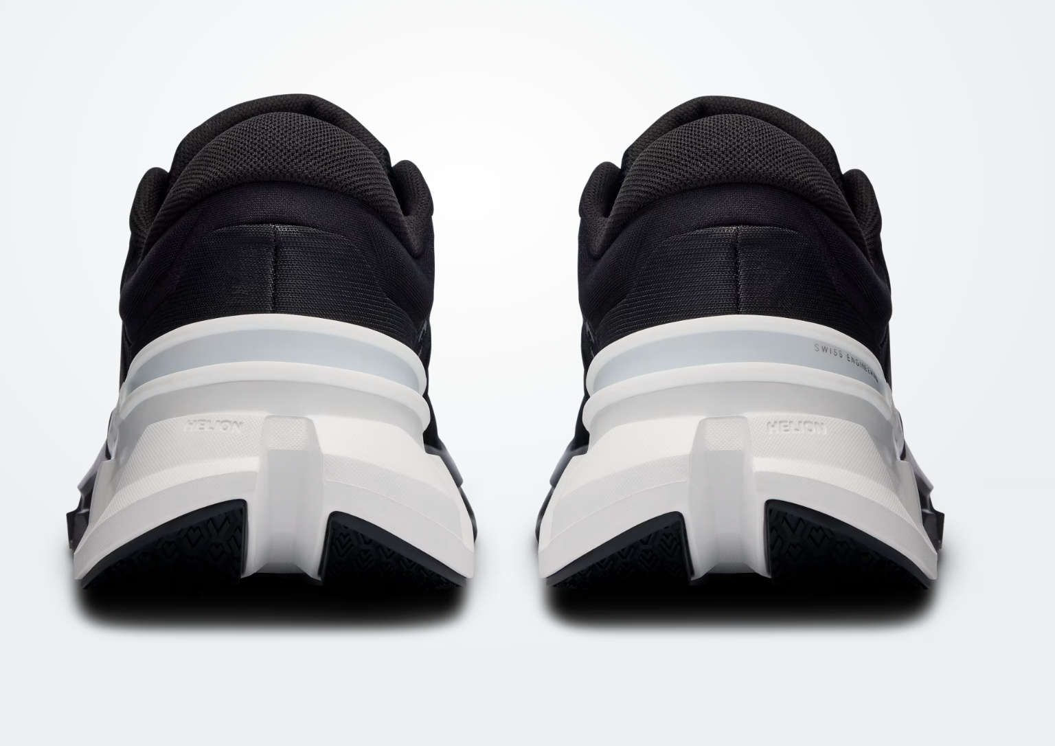 ON Men's Cloudflyer 5 - Black White