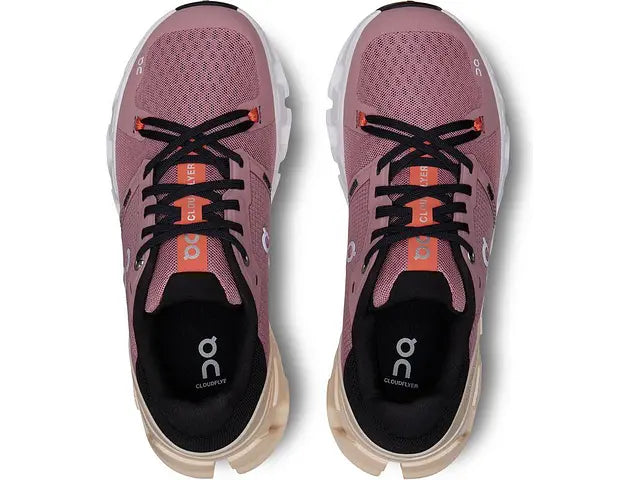 On Womens Cloudflyer 4- Dustrose/Sand (71.97932)