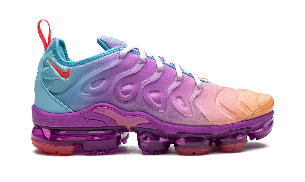 AIR VAPORMAX PLUS WMNS "Multigradient" FD0823 500